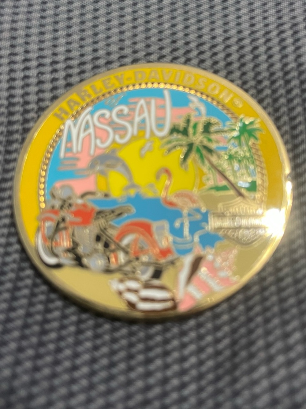Harley-Davidson Nassau Bahamas Challenge Coin in Yellow, Blue, Pink and Green